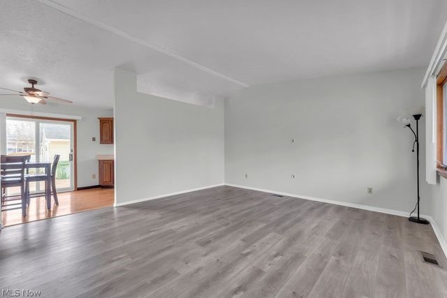 462 Waterbury Drive, Eastlake, OH 44095