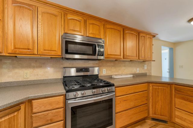 26 Ells Road, Hampstead, NH 03841