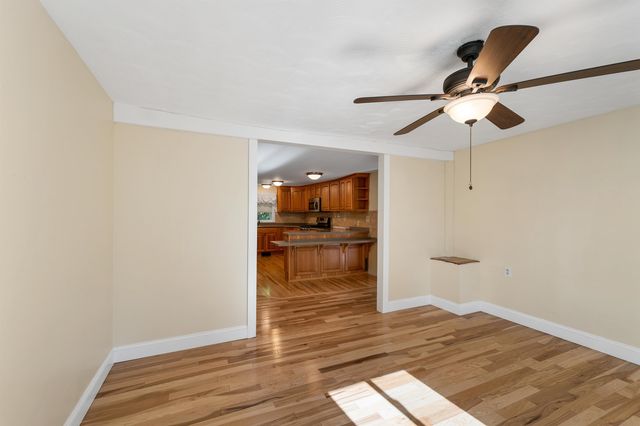 26 Ells Road, Hampstead, NH 03841
