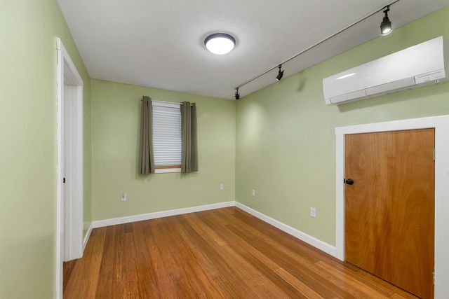 26 Ells Road, Hampstead, NH 03841