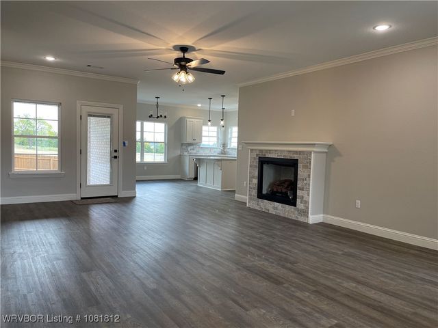 9109 Wayne Crossing, Fort Smith, AR 72916