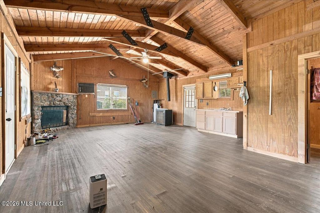 512 Oakview, Como, MS 38619 — photo 4