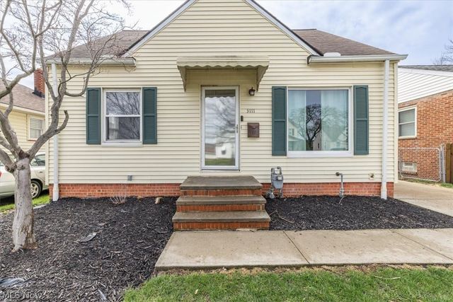 3111 Tuxedo Avenue, Parma, OH 44134