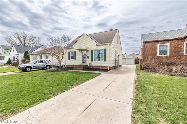 3111 Tuxedo Avenue, Parma, OH 44134