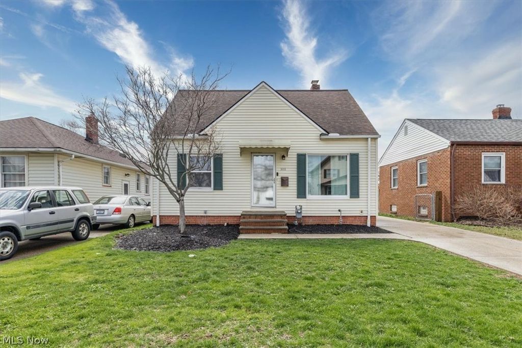 3111 Tuxedo Avenue, Parma, OH 44134