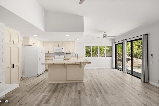 7025 Sonora Court, Ventura, CA 93003