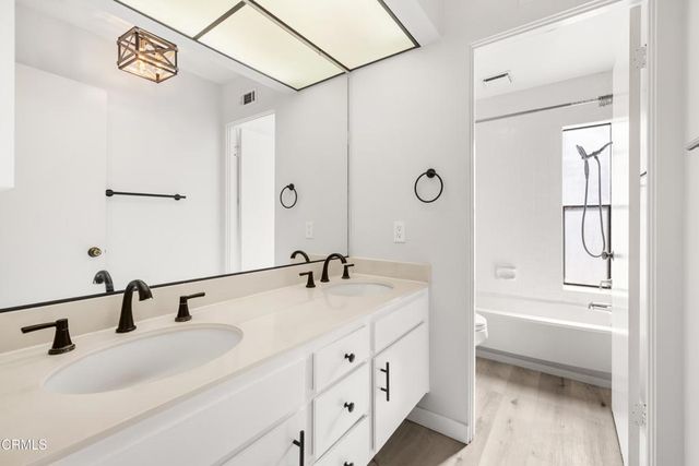 7025 Sonora Court, Ventura, CA 93003