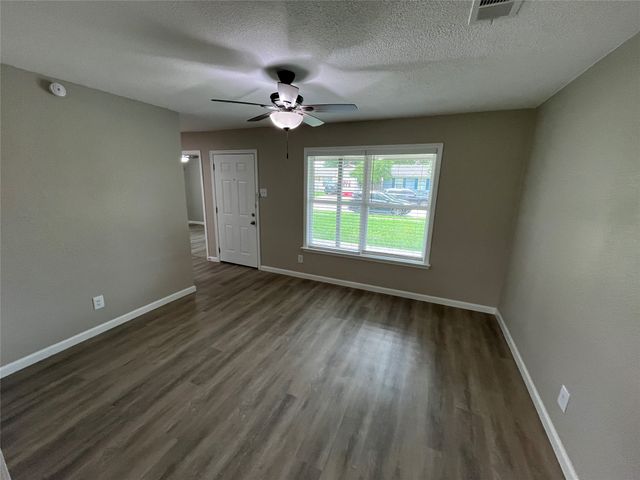 2930 Gardenia Drive, Garland, TX 75041