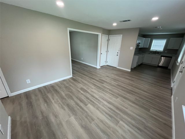 2930 Gardenia Drive, Garland, TX 75041