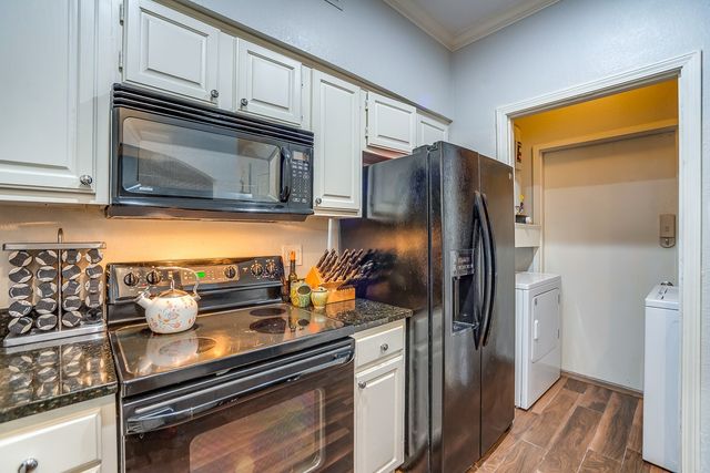 4102 Buena Vista Street 17, Dallas, TX 75204