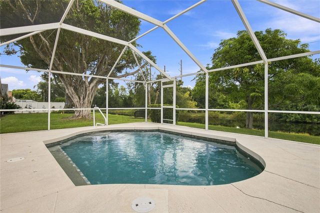 5311 72ND STREET E, Bradenton, FL 34203