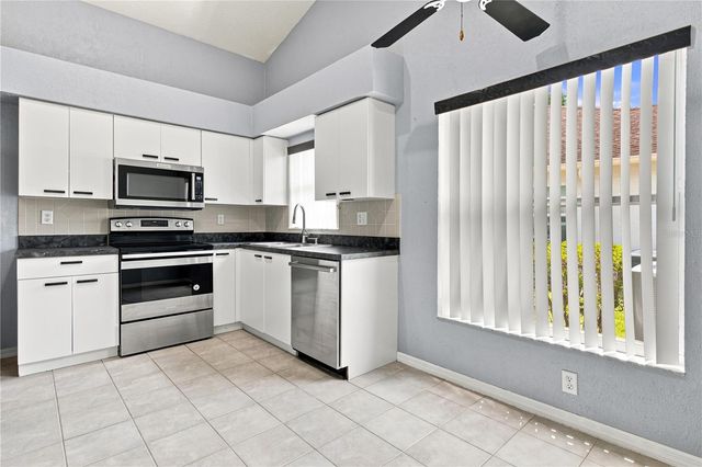 5311 72ND STREET E, Bradenton, FL 34203