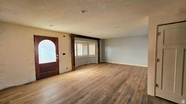 9095 S 1150 W, West Jordan, UT 84088