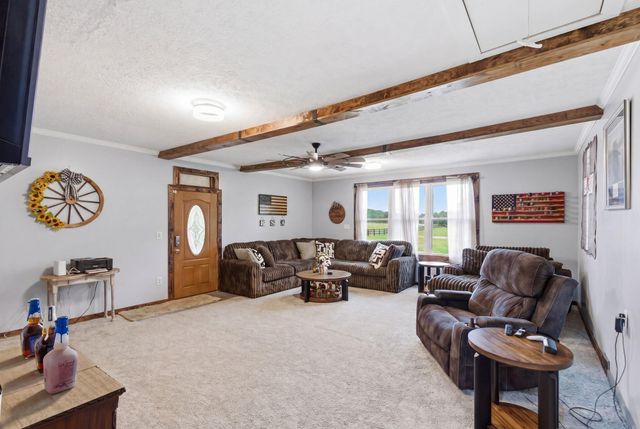 779 College Hill Road, Waco, KY 40385