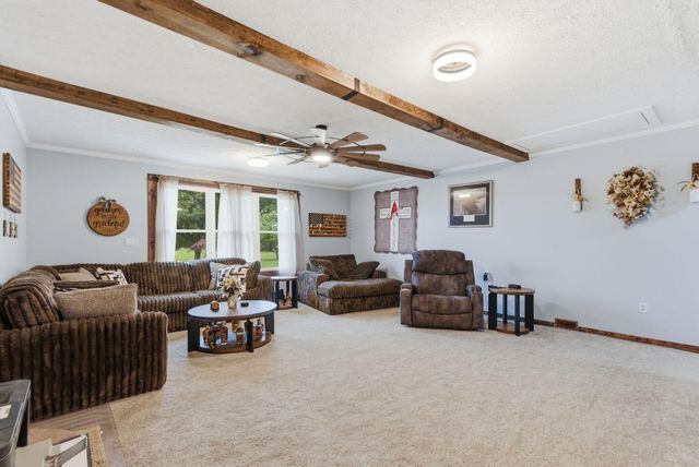 779 College Hill Road, Waco, KY 40385