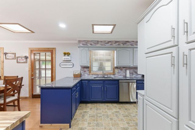 779 College Hill Road, Waco, KY 40385