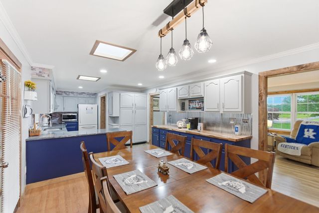 779 College Hill Road, Waco, KY 40385