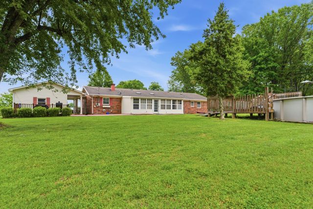 779 College Hill Road, Waco, KY 40385