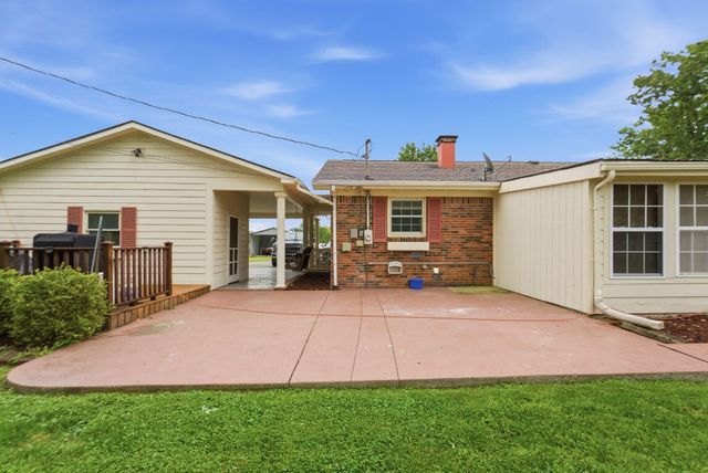 779 College Hill Road, Waco, KY 40385