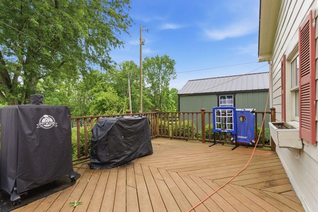 779 College Hill Road, Waco, KY 40385
