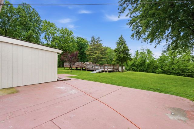 779 College Hill Road, Waco, KY 40385