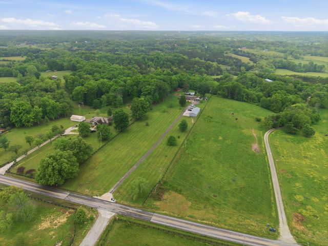 779 College Hill Road, Waco, KY 40385