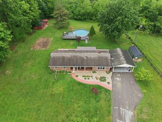 779 College Hill Road, Waco, KY 40385