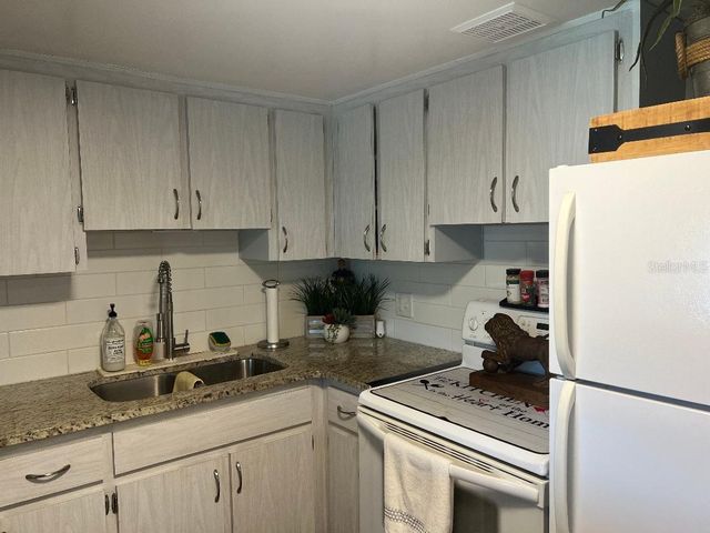 2000 WORLD PARKWAY BOULEVARD 20, Clearwater, FL 33763