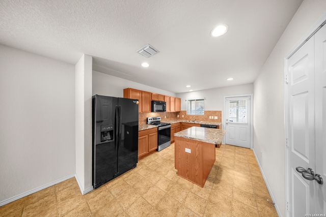 7715 Paraiso Hvn, Boerne, TX 78015