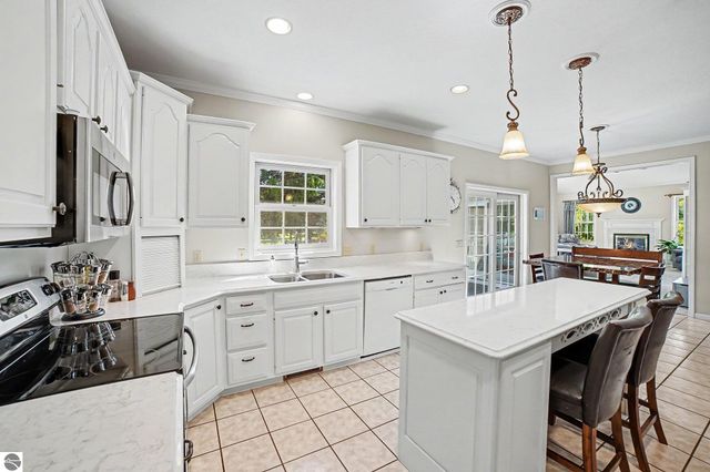 3184 Brittany Drive, Mt Pleasant, MI 48858