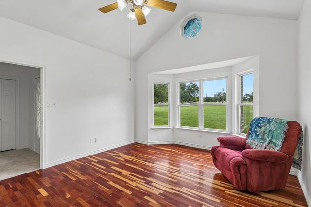 331 Mourning Dove LN, Buda, TX 78610