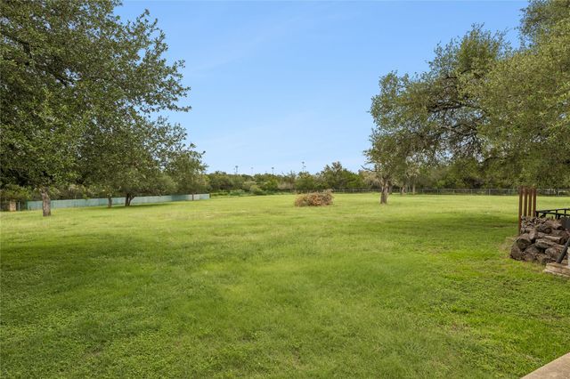331 Mourning Dove LN, Buda, TX 78610
