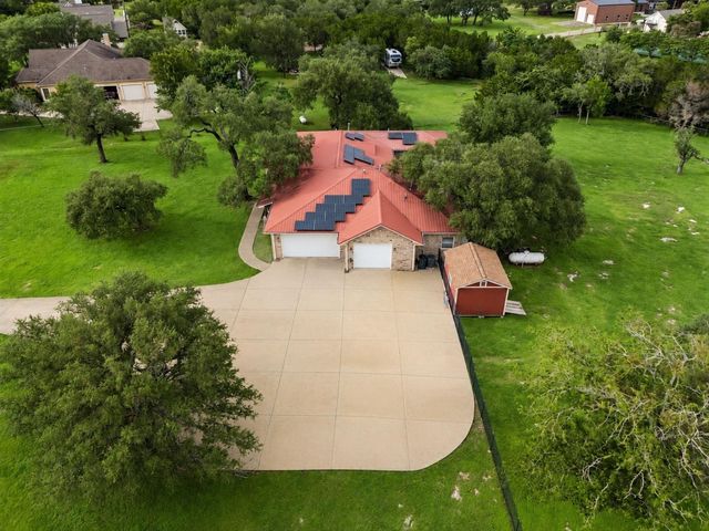 331 Mourning Dove LN, Buda, TX 78610