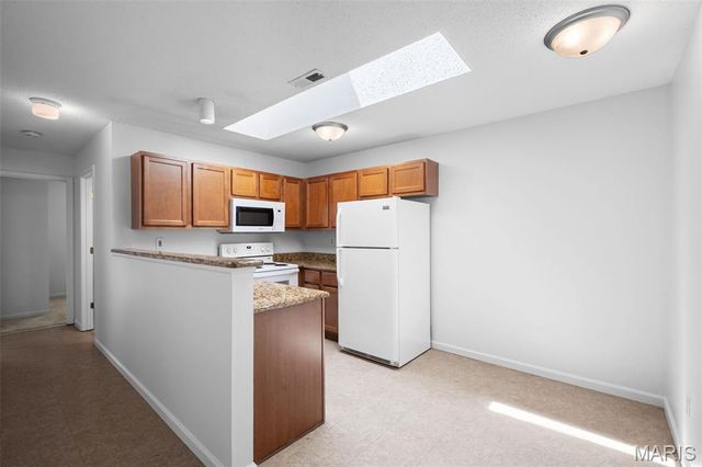 2909 Cloverwoods Lane, St Peters, MO 63376