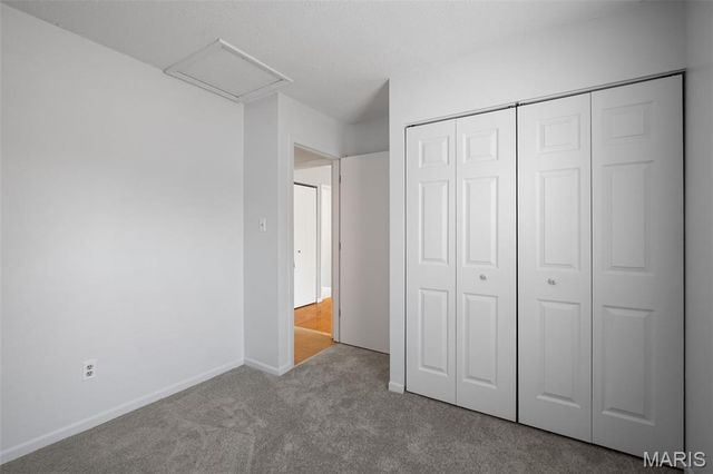 2909 Cloverwoods Lane, St Peters, MO 63376