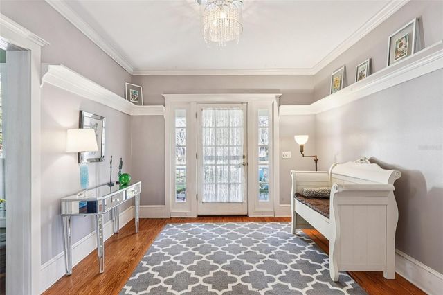 832 E 9TH AVENUE, Mount Dora, FL 32757