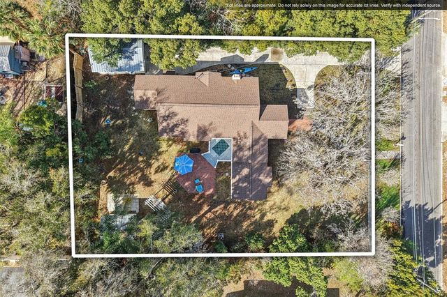 832 E 9TH AVENUE, Mount Dora, FL 32757