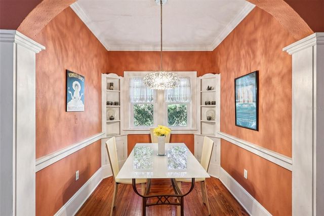 832 E 9TH AVENUE, Mount Dora, FL 32757