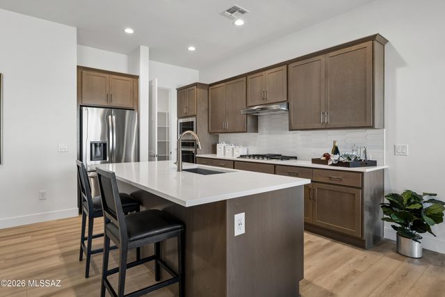 30654 S Willet Way, Oracle, AZ 85623