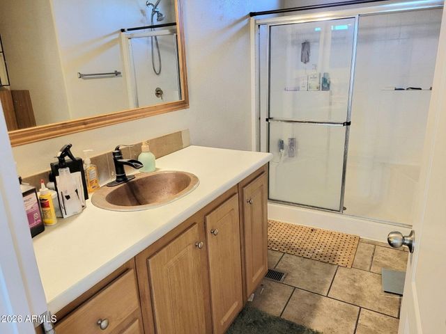 5002 W Bethany Home Road 33, Glendale, AZ 85301