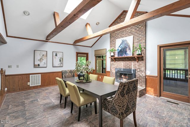 660 Log Barn Road, Pittsboro, NC 27312