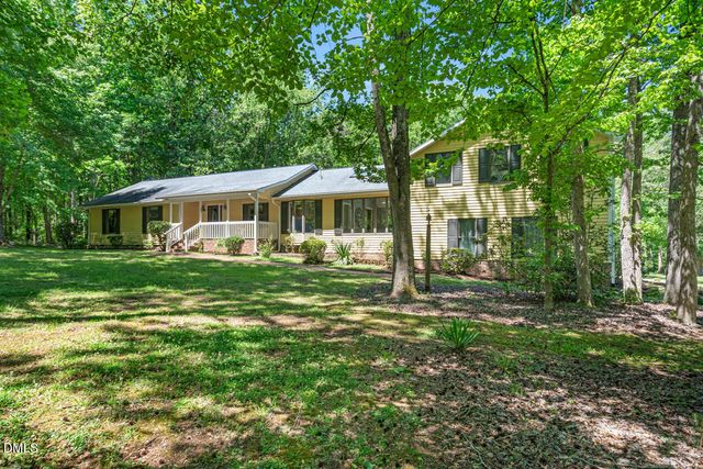 660 Log Barn Road, Pittsboro, NC 27312