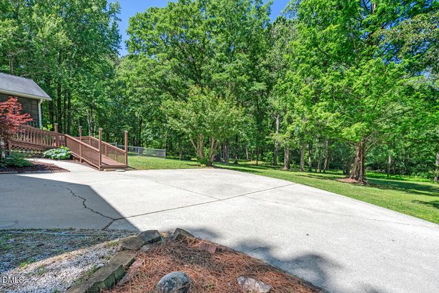 660 Log Barn Road, Pittsboro, NC 27312