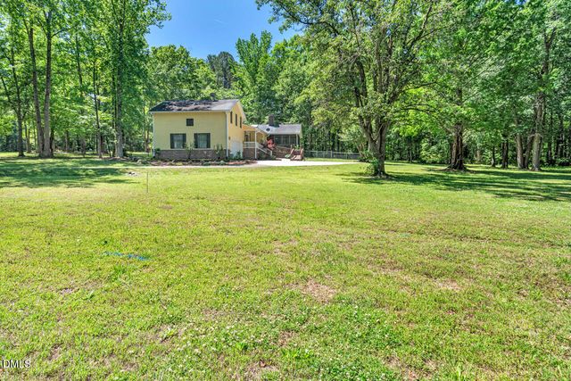 660 Log Barn Road, Pittsboro, NC 27312
