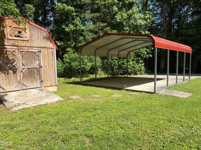 660 Log Barn Road, Pittsboro, NC 27312