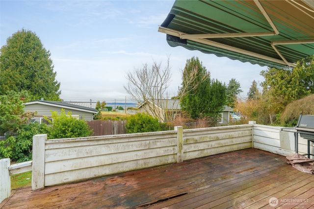 1020 Puget Drive, Edmonds, WA 98020