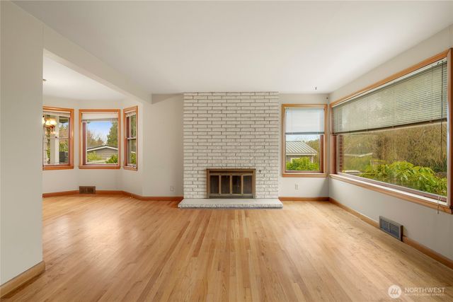 1020 Puget Drive, Edmonds, WA 98020