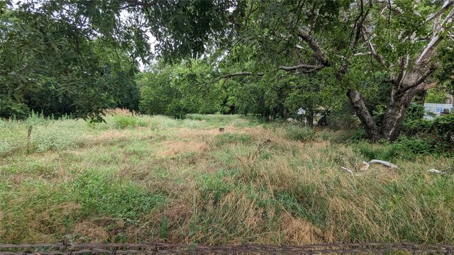 1214 Witherspoon, Gainesville, TX 76240