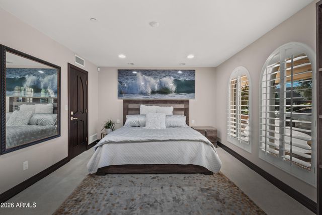 6611 N 64TH Place, Paradise Valley, AZ 85253