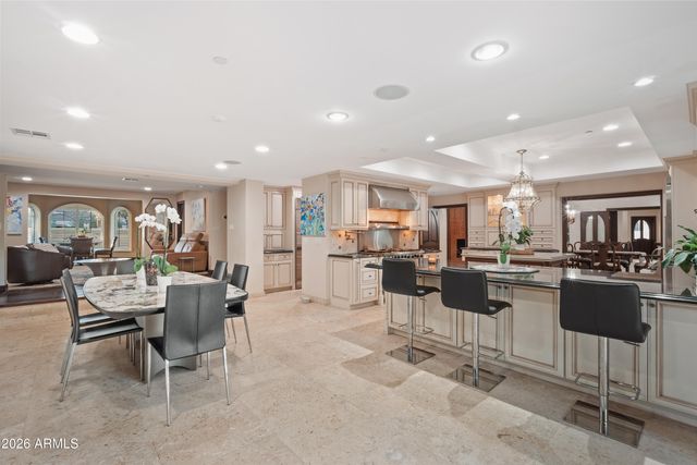 6611 N 64TH Place, Paradise Valley, AZ 85253